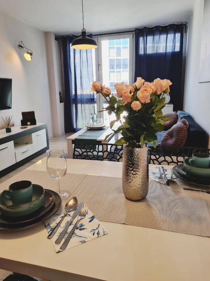 Apartament Centrum Jana Pawła II Varsóvia Exterior foto