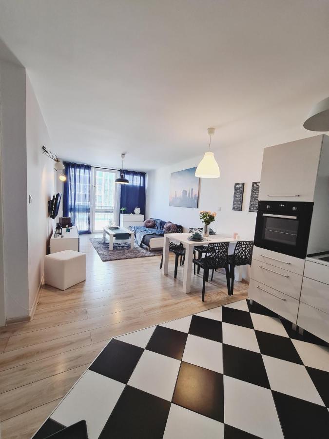 Apartament Centrum Jana Pawła II Varsóvia Exterior foto