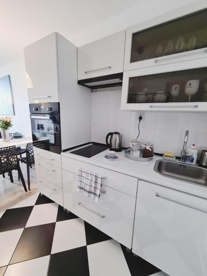 Apartament Centrum Jana Pawła II Varsóvia Exterior foto